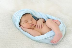 c19-Newborn Photographer-5.jpg